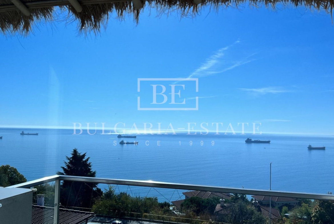 СУПЕР РОСКОШНАЯ КВАРТИРА В АРЕНДУ С 3 СПАЛЬНЯМИ, 2 ВАННЫМИ КОМНАТАМИ, ТЕРРАСОЙ И УНИКАЛЬНЫМ ВИДОМ НА МОРЕ - 0