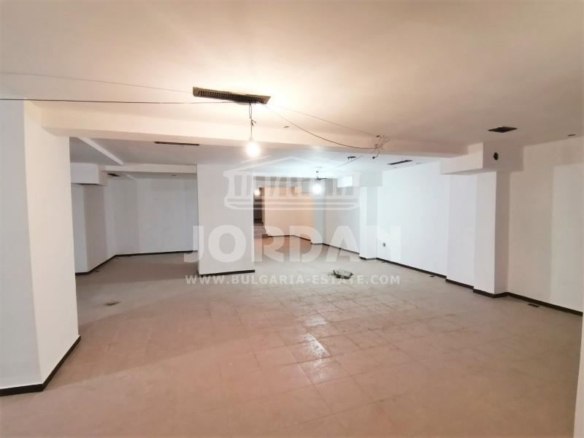 Raum - 331sq.m, Kreiskrankenhaus - 0