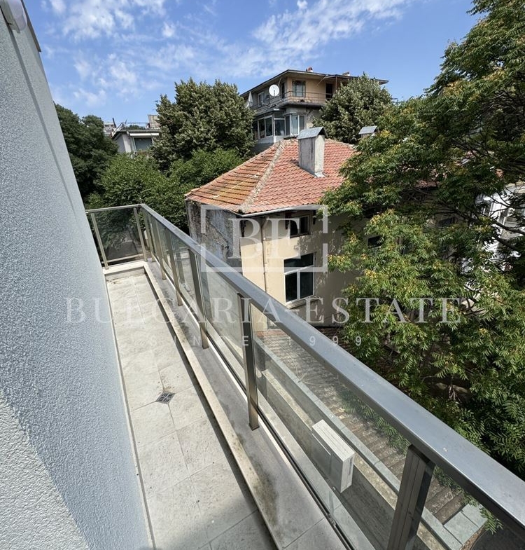 Център Варна – 96 кв.м тристаен до Морската градина и ВИНС, ново строителство, акт 16 - 0