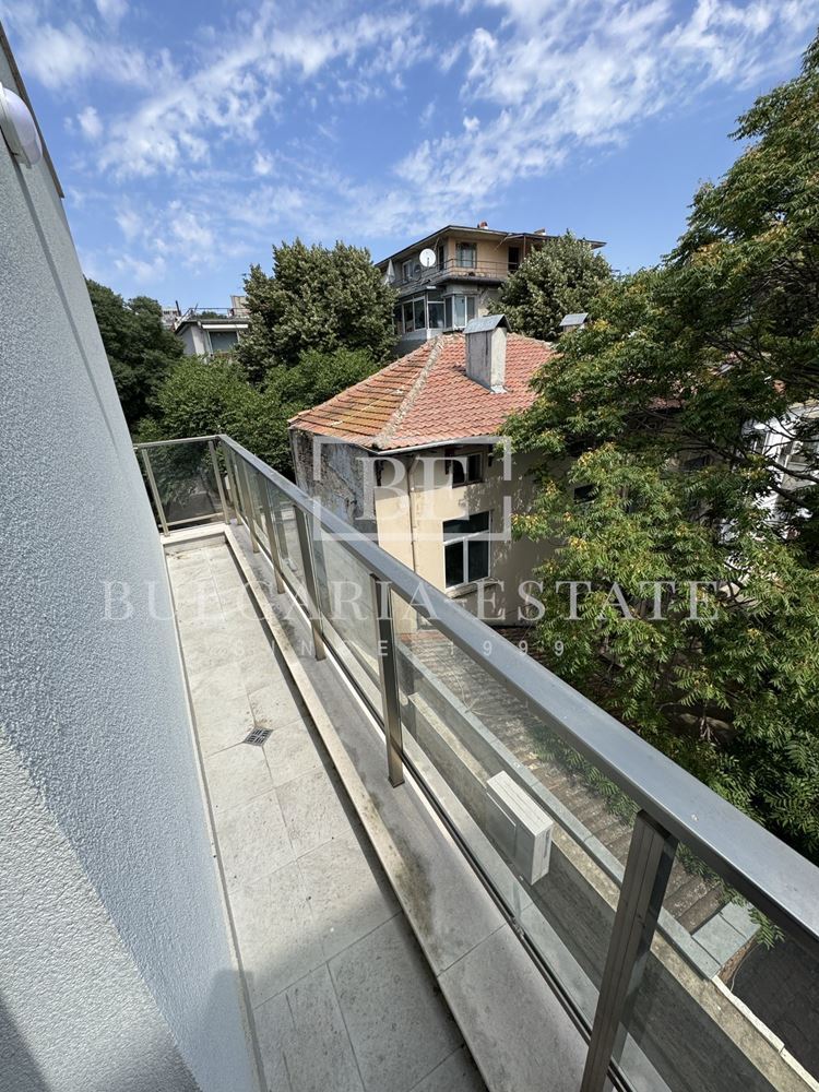 Център Варна – 96 кв.м тристаен до Морската градина и ВИНС, ново строителство, акт 16 - 0