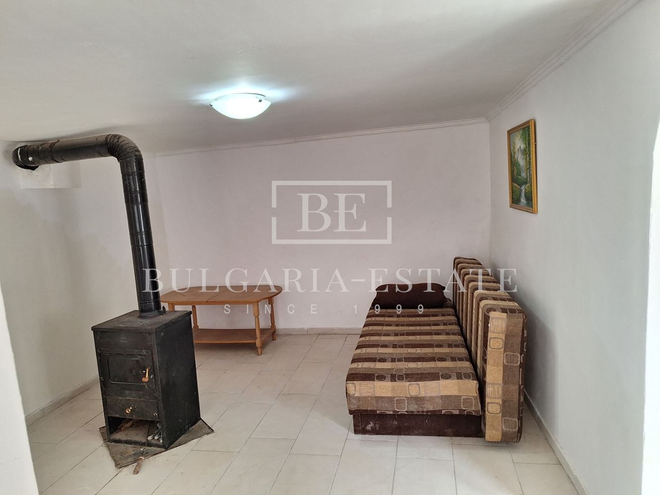 Отремонтированный дом с двором и флигелем в г. Тутракан - отличное расположение! Отремонтированный дом с двором и флигелем в городе. 0