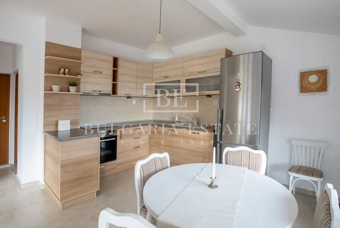 Big house near the sea - 0