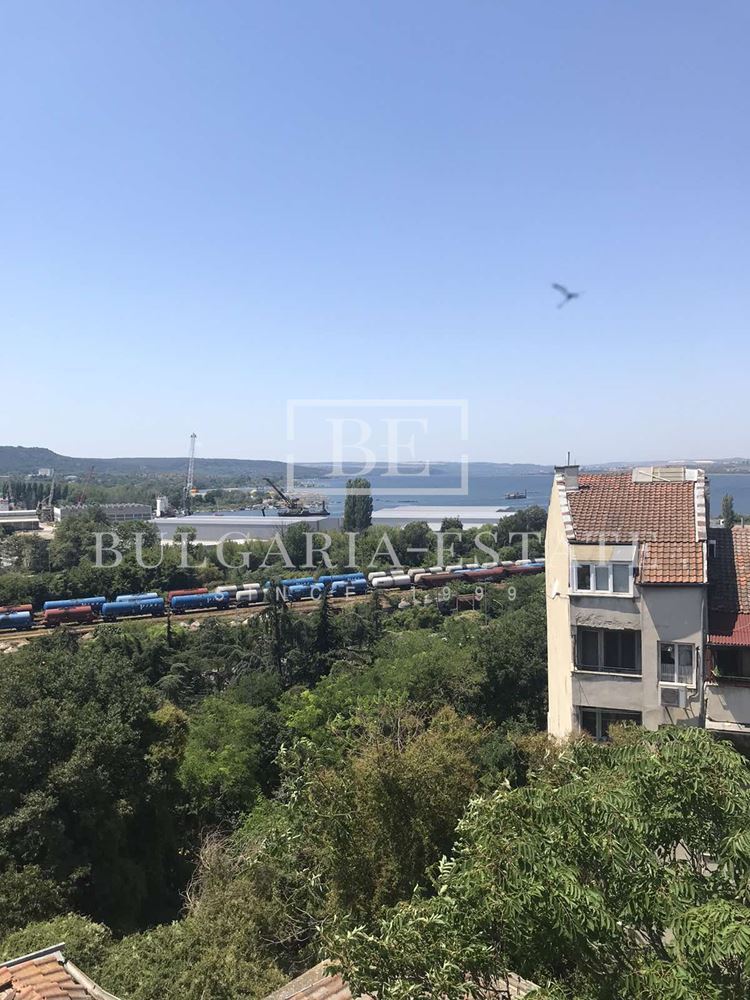 Четырехкомнатная квартира с видом-0 Четырехкомнатная квартира с видом - 0