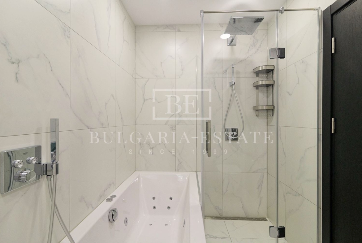 3-КОМНАТНАЯ - ЦЕНТР - 0