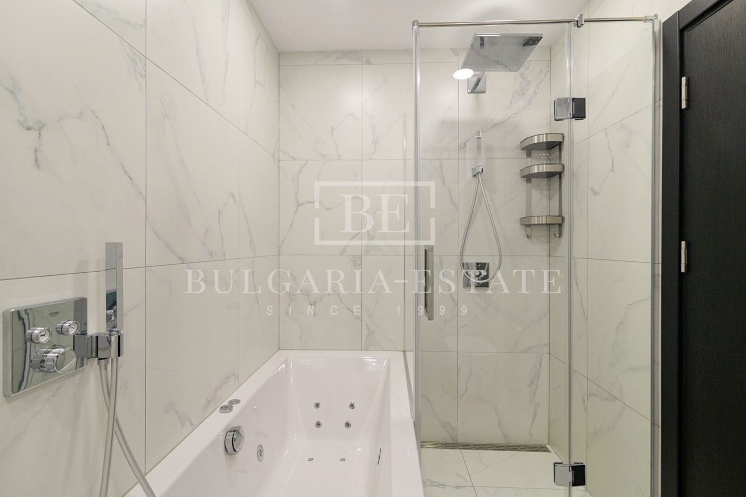 3-КОМНАТНАЯ - ЦЕНТР-0 3-КОМНАТНАЯ - ЦЕНТР - 0