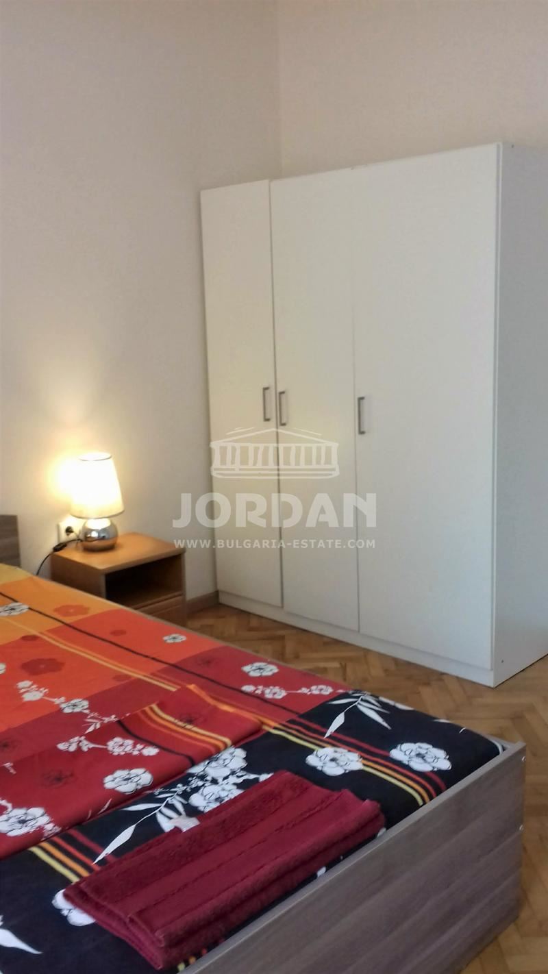 Тристаен апартамент до ФК-0 Тристаен апартамент до ФК - 0