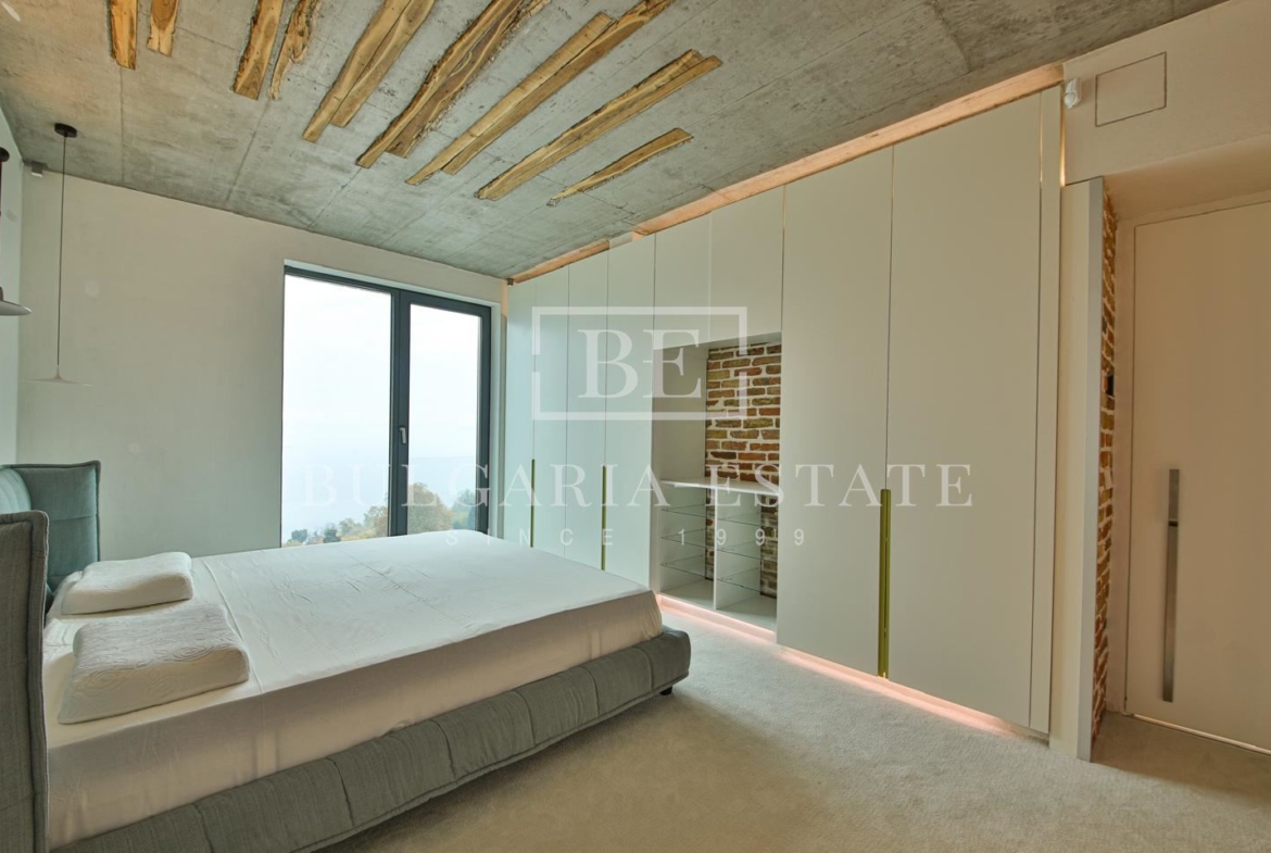 СУПЕР РОСКОШНАЯ КВАРТИРА В АРЕНДУ С 3 СПАЛЬНЯМИ, 2 ВАННЫМИ КОМНАТАМИ, ТЕРРАСОЙ И УНИКАЛЬНЫМ ВИДОМ НА МОРЕ - 0