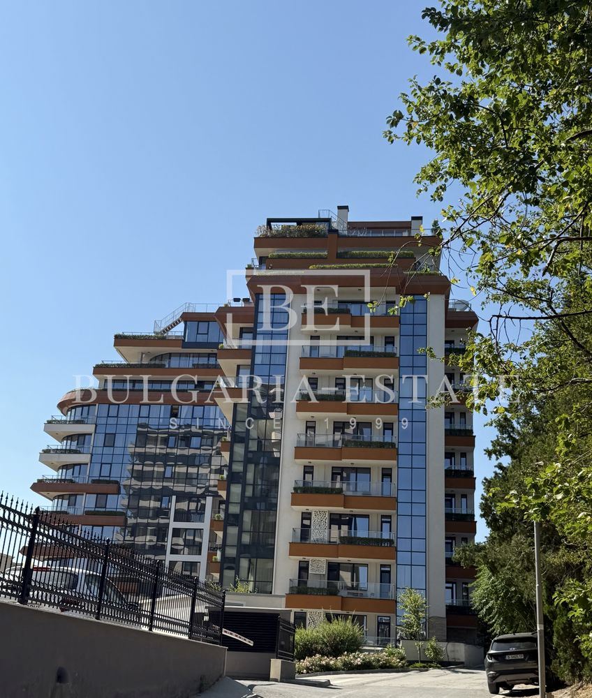 3-стаен апартамент, 4-ти етаж, луксозно обзавеждане, панорама – кв. Бриз - 0