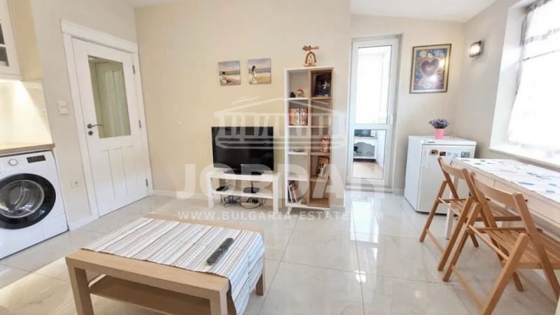 3-комнатная квартира в городе. Варна - Зимний кинотеатр Тракия 102м² - 0