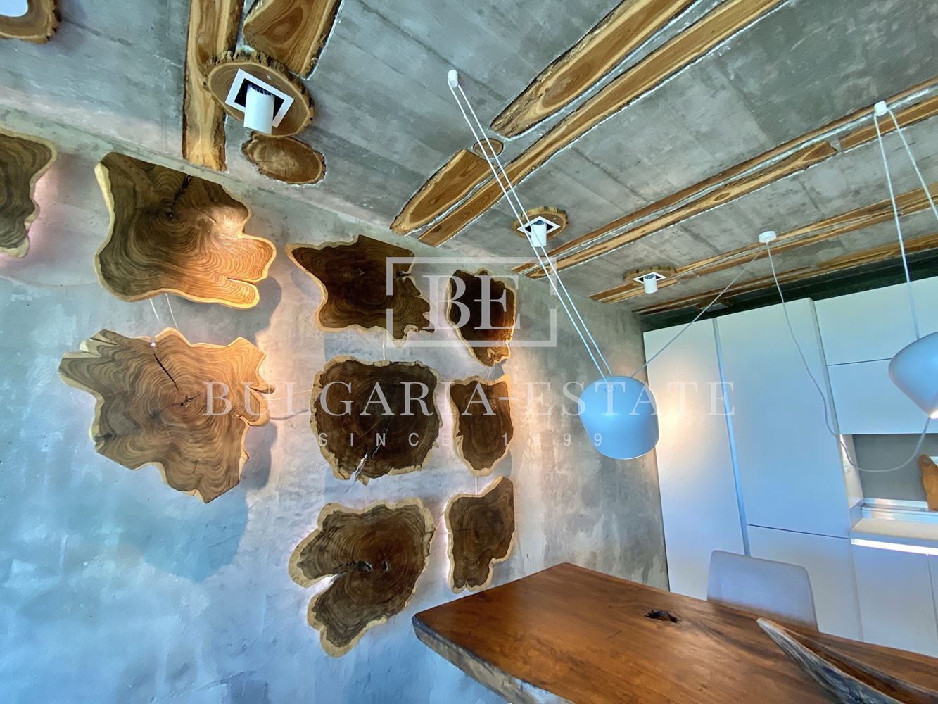 Уникальная трехкомнатная квартира "PURITY" с двориком, вид на море, ул. Николая, г. Варна-0 Уникальная трехкомнатная квартира "PURITY" с двориком, вид на море, ул. Николая, г. Варна - 0