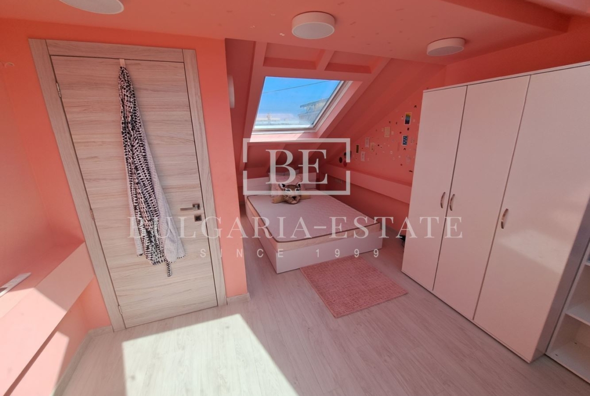 For sale three bedroom apartment, central part of the town of. 0