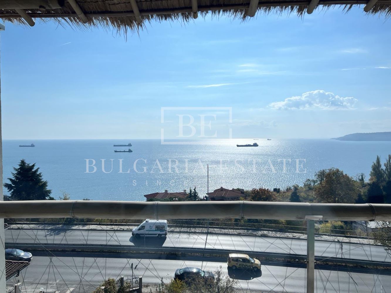 СУПЕР РОСКОШНАЯ КВАРТИРА В АРЕНДУ С 3 СПАЛЬНЯМИ, 2 ВАННЫМИ КОМНАТАМИ, ТЕРРАСОЙ И УНИКАЛЬНЫМ ВИДОМ НА МОРЕ - 0