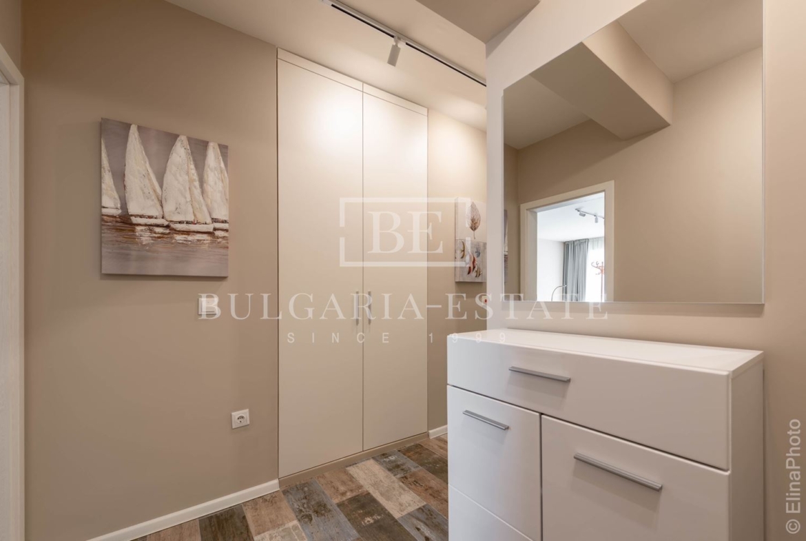 Designer one bedroom apartment for rent in the town of. Varna, Briz, with parking space - 0