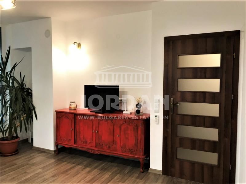 4-st - Levski, with 2 underground parking spaces - 0