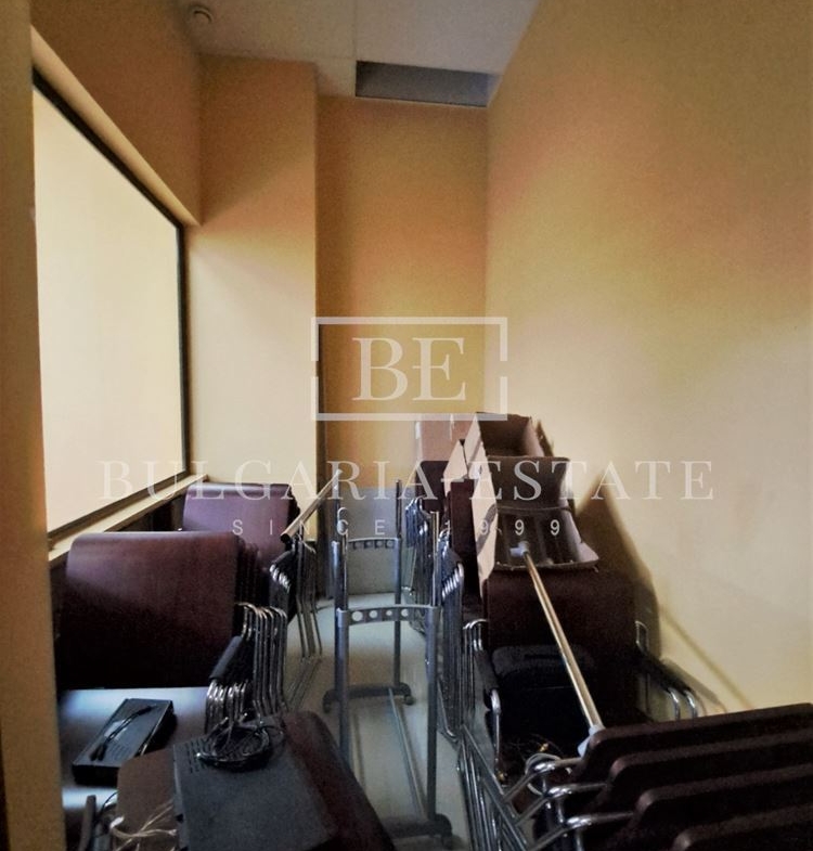Office in residential building - 137sq.m, Kabacum - 0