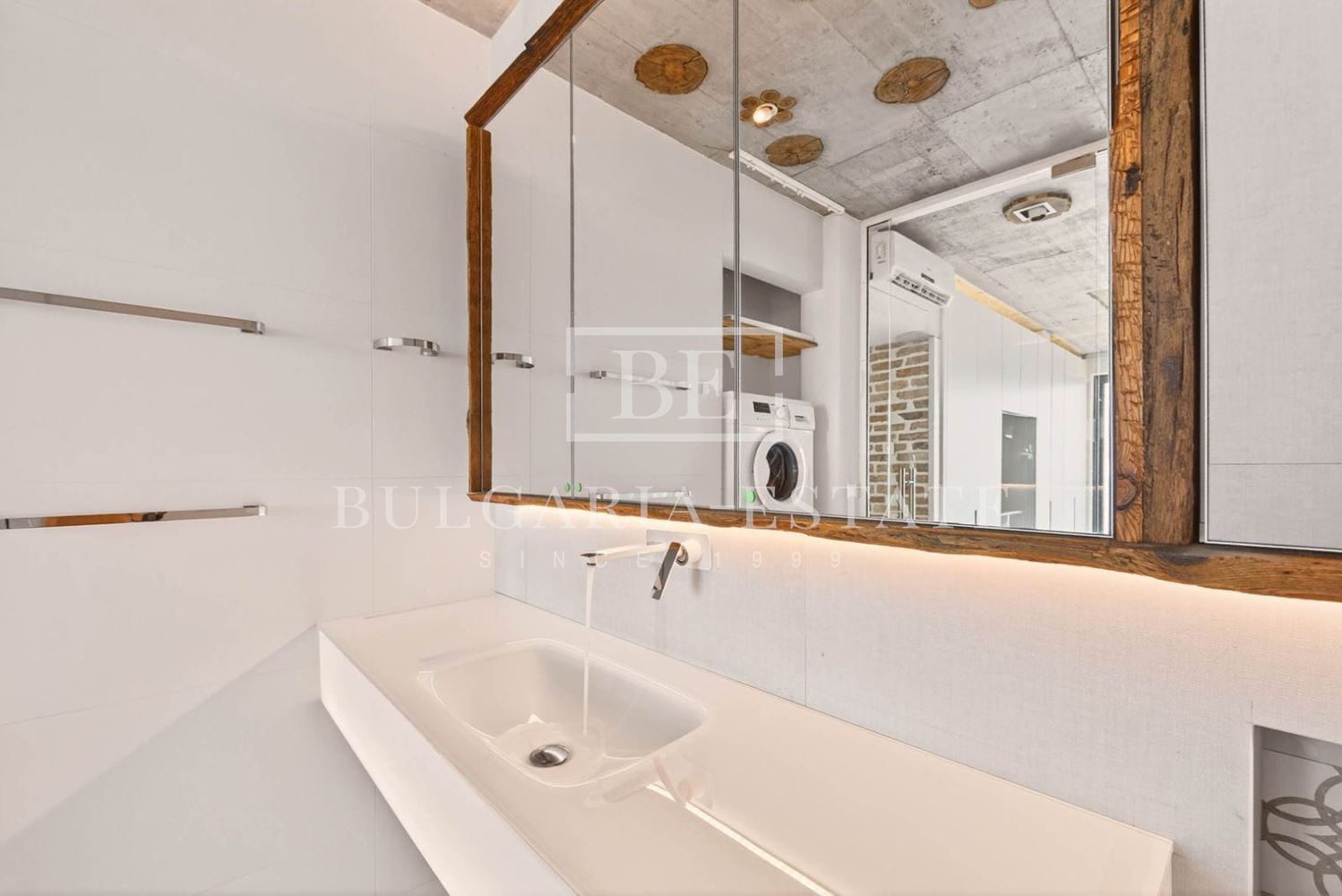 СУПЕР РОСКОШНАЯ КВАРТИРА В АРЕНДУ С 3 СПАЛЬНЯМИ, 2 ВАННЫМИ КОМНАТАМИ, ТЕРРАСОЙ И УНИКАЛЬНЫМ ВИДОМ НА МОРЕ - 0