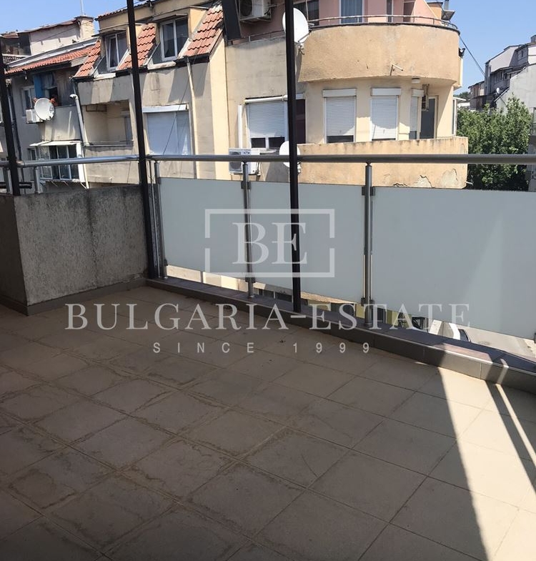 Четырехкомнатная квартира с видом - 0