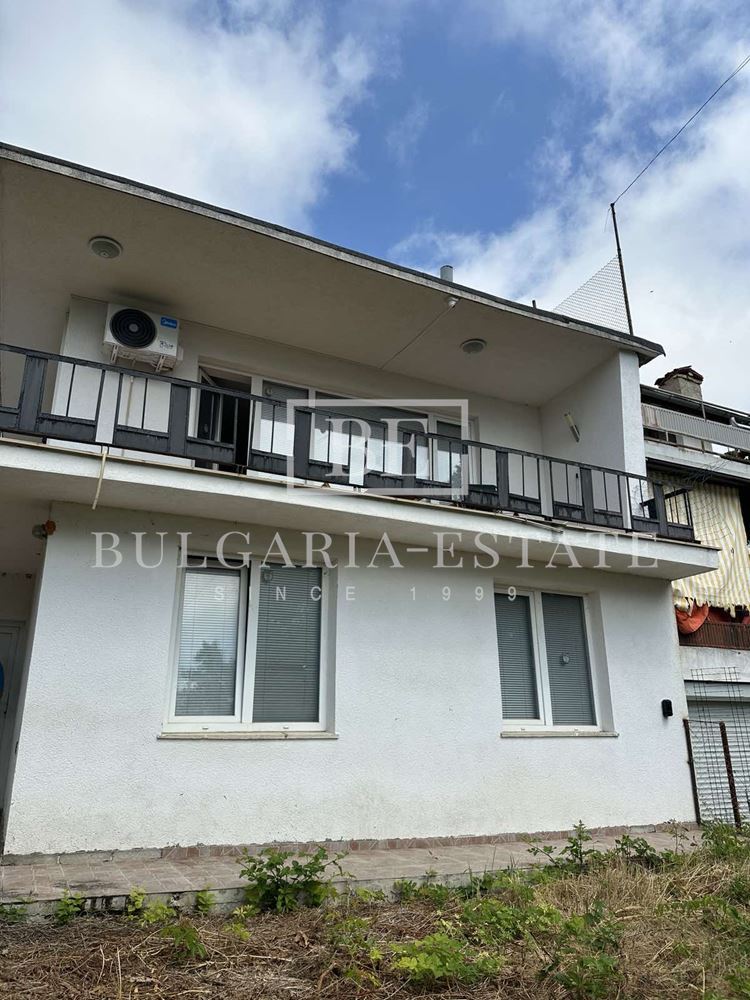 Two-storey house in St. St. Constantine and Helena - 0