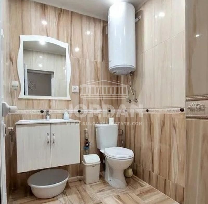 3-комнатная квартира в городе. Варна - Зимний кинотеатр Тракия 102м² - 0