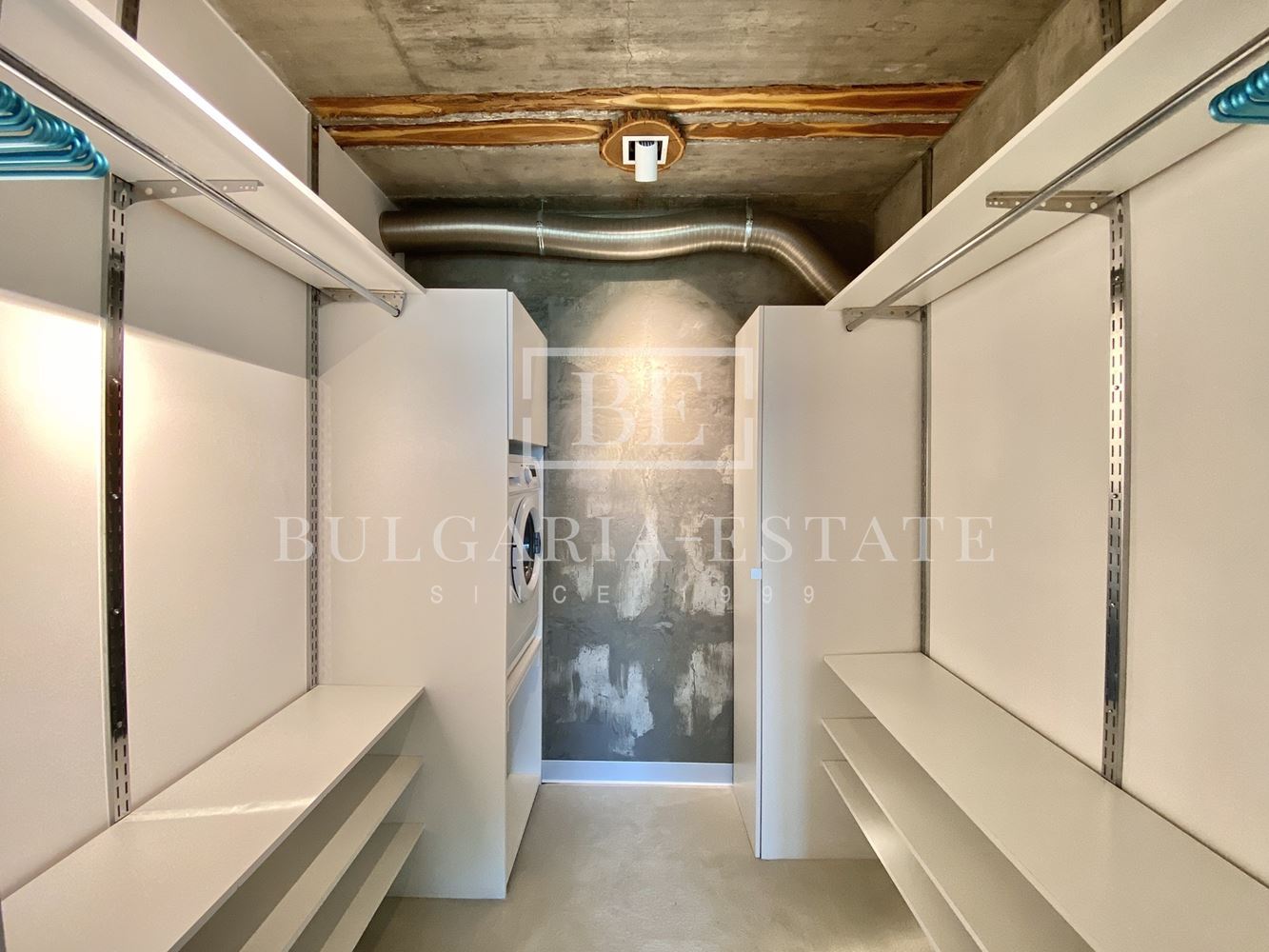 Уникальная трехкомнатная квартира "PURITY" с двориком, вид на море, ул. Николая, г. Варна-0 Уникальная трехкомнатная квартира "PURITY" с двориком, вид на море, ул. Николая, г. Варна - 0