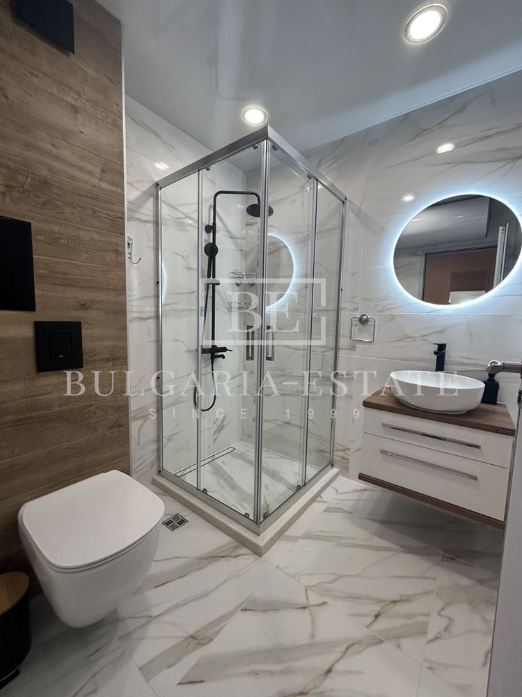 Чисто нов луксозен апартамент под наем – първи наематели, топ локация и включени услуги-0 Новая роскошная квартира в аренду - первые арендаторы, лучшее расположение и услуги включены - 0