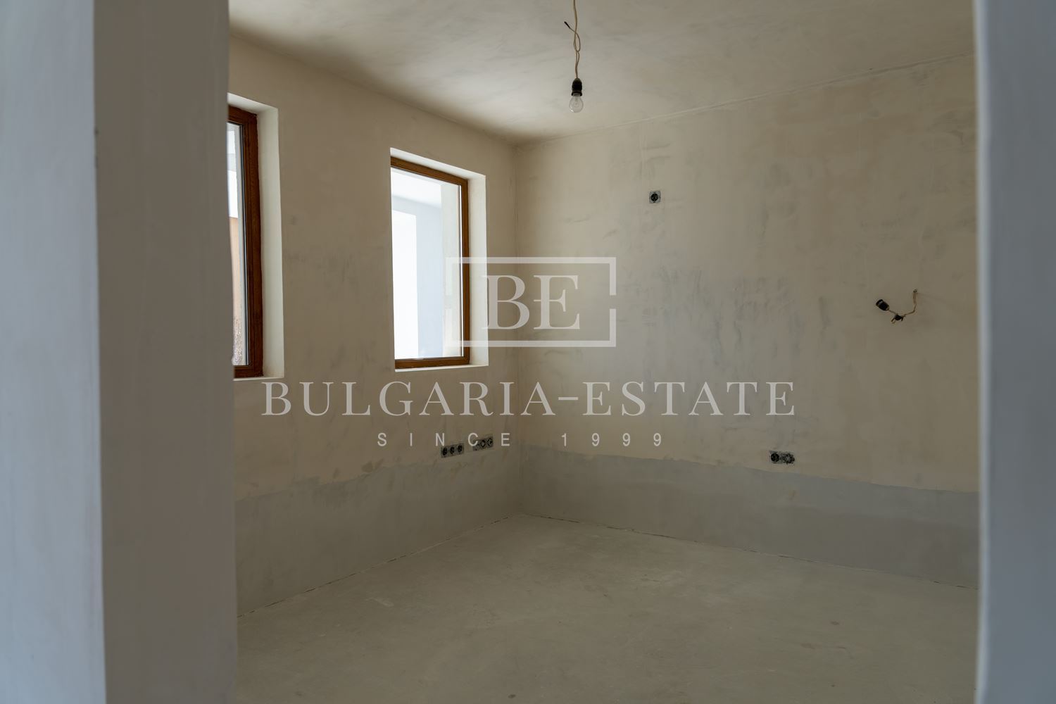 3-стаен апартамент с веранда, АКТ 16! м-т Евксиноград, гр. Варна - 0