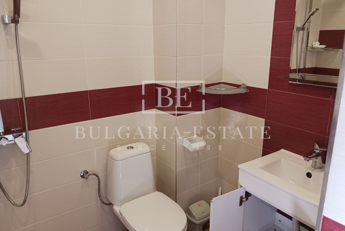 Прекрасная 2-комнатная квартира в аренду в центре Варны рядом с Кафедральным собором - 0