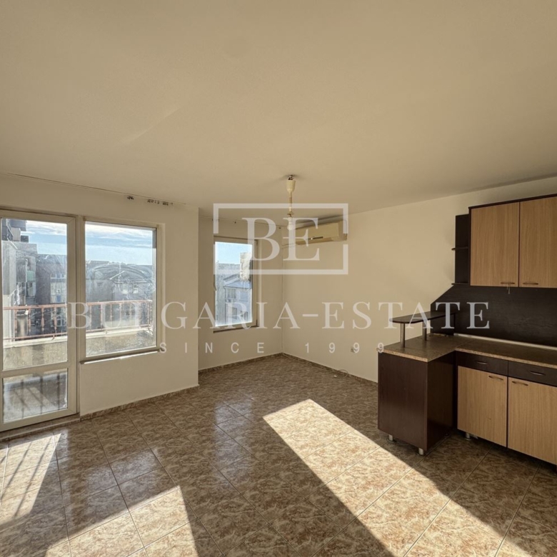 Spacious and cozy apartment for rent - Kolkhozen Market area, Varna - 0