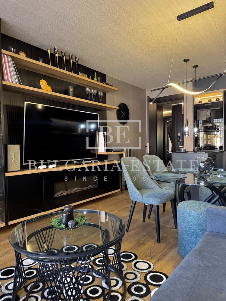 ЭКСКЛЮЗИВ! Роскошная двухкомнатная квартира, St. Св. Константина и Елены - 0