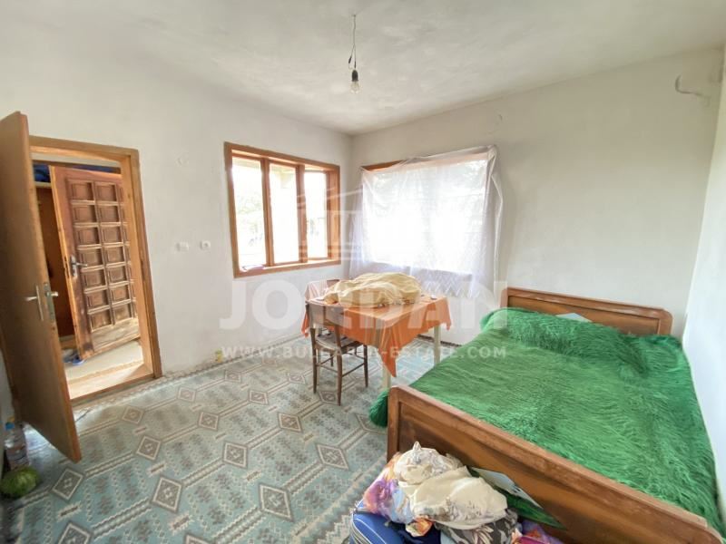 Продажба самостоятелна НОВА Къща гр. Тервел - с. Честименско, 96м2 РЗП, 1280m² двор, БДС - 0