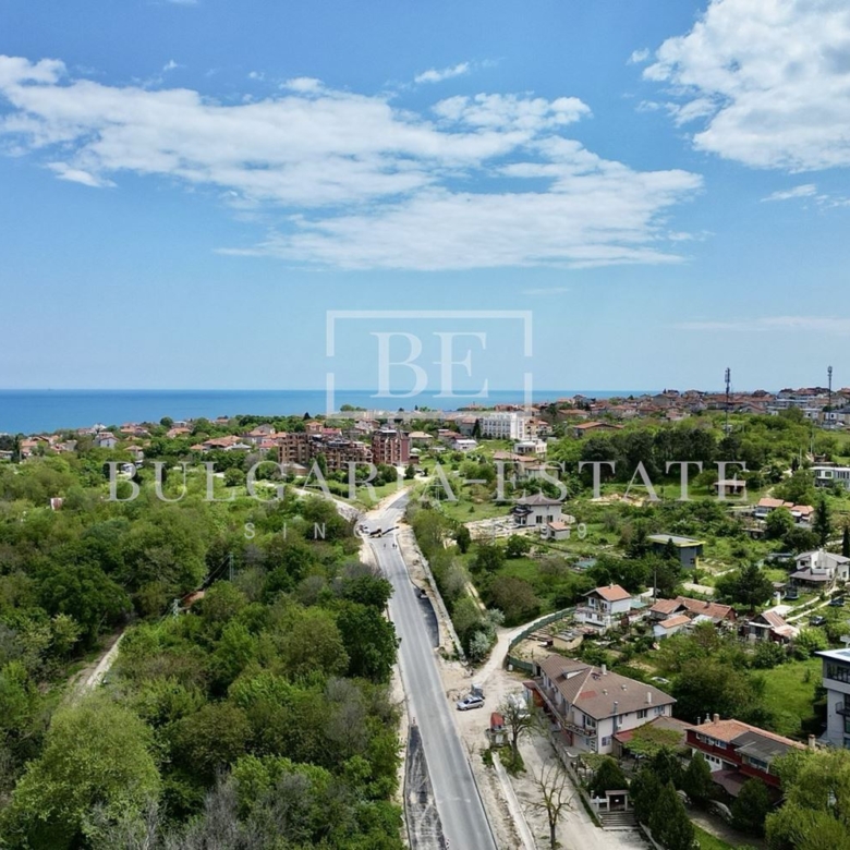 Директно от Строител - 3-стаен апартамент, Южен, 103 кв. м. кв. - идеален за семейтсво - 0