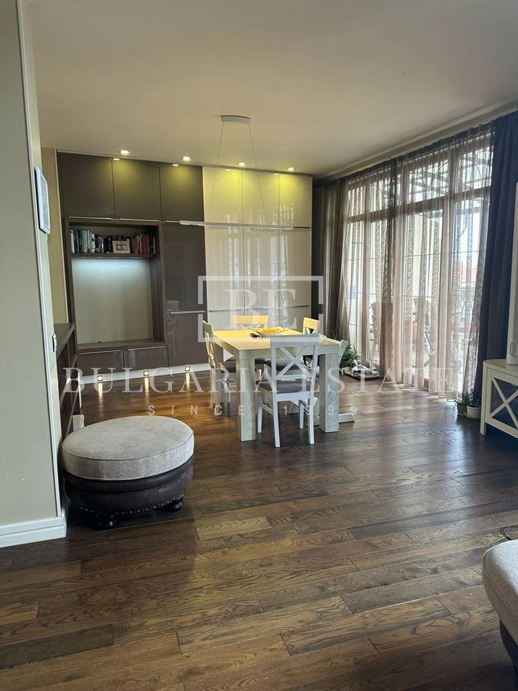 Мезонет с 4 спаплни, 5 минути пеша от Морската Градина, кв. Бриз, 225 кв.м. - 0