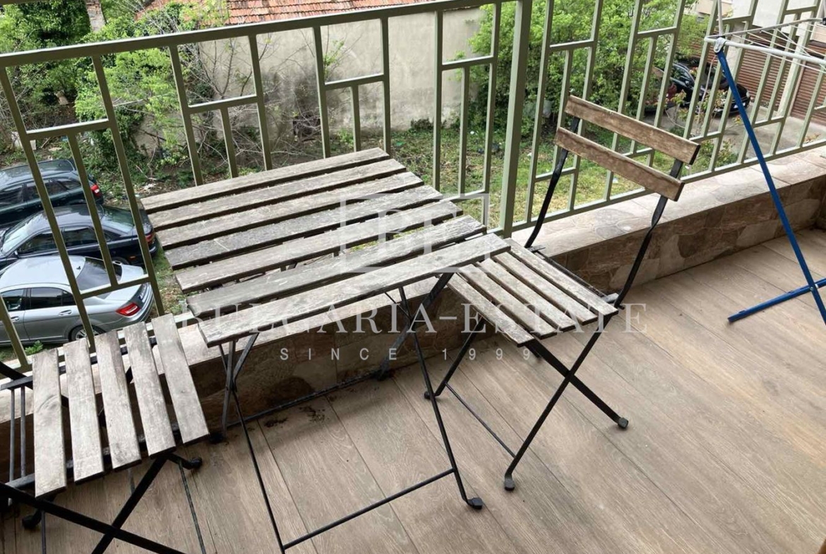 Топъл и светъл двустаен апартамент в Базар Левски с паркомясто - 0