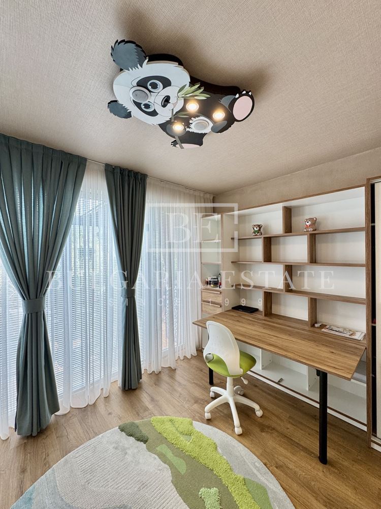 ЕКСКЛУЗИВНО! Луксозен тристаен апартамент в Св. Св. Константин и Елена - 0