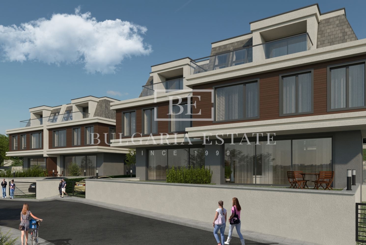 Къща 199 кв.м с 300 кв.м двор и 2 паркоместа – Манастирски рид - 0