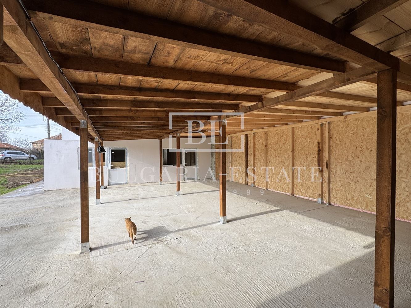 Прекрасна реновирана къща с голям двор – само на 12 км от центъра на Варна, с. Бенковски-0 Прекрасна реновирана къща с голям двор – само на 12 км от центъра на Варна, с. Бенковски - 0