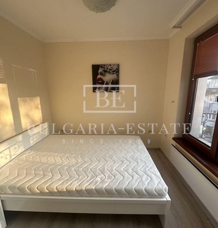 Луксозен тристаен в централната част на града - 0