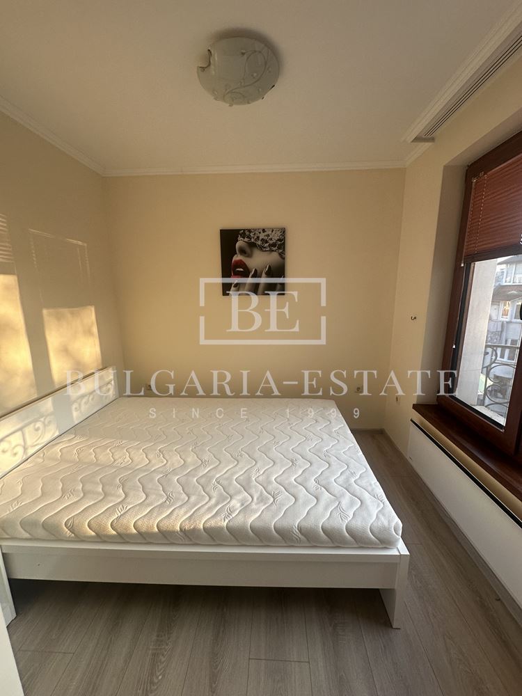 Луксозен тристаен в централната част на града-0 Луксозен тристаен в централната част на града - 0