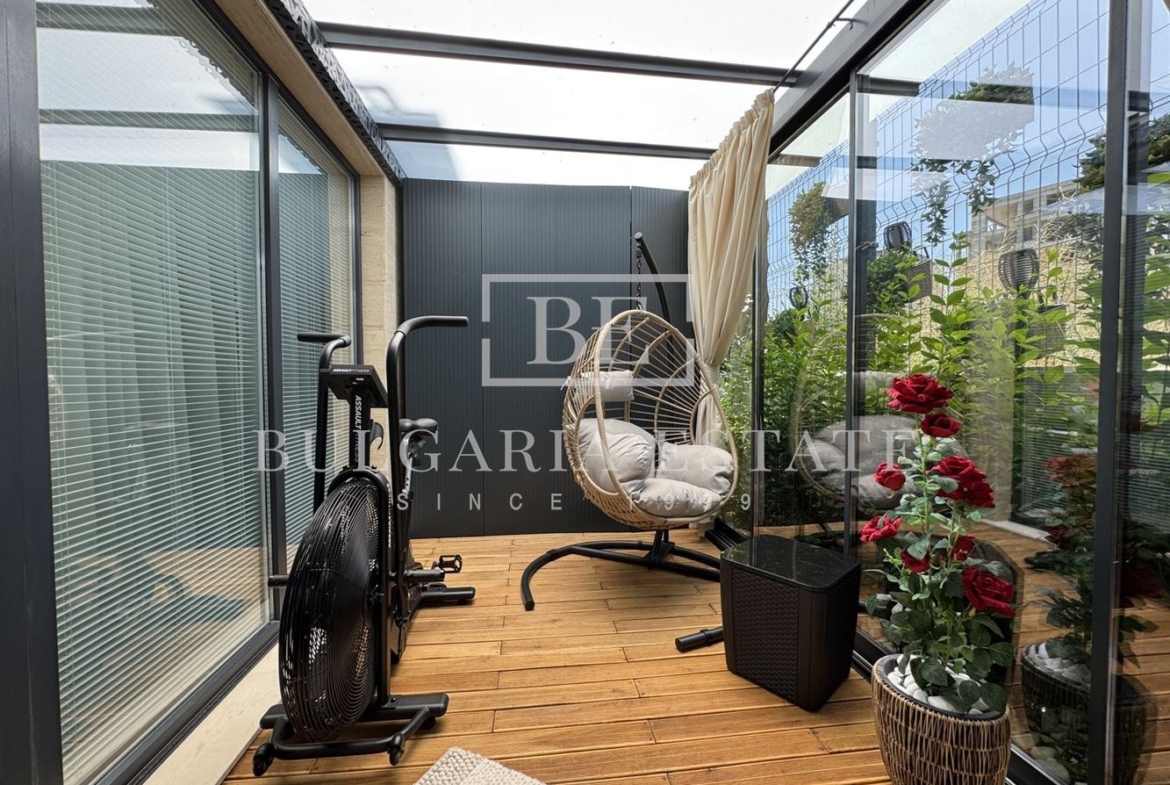 ЕКСКЛУЗИВНО! Луксозен тристаен апартамент в Св. Св. Константин и Елена - 0