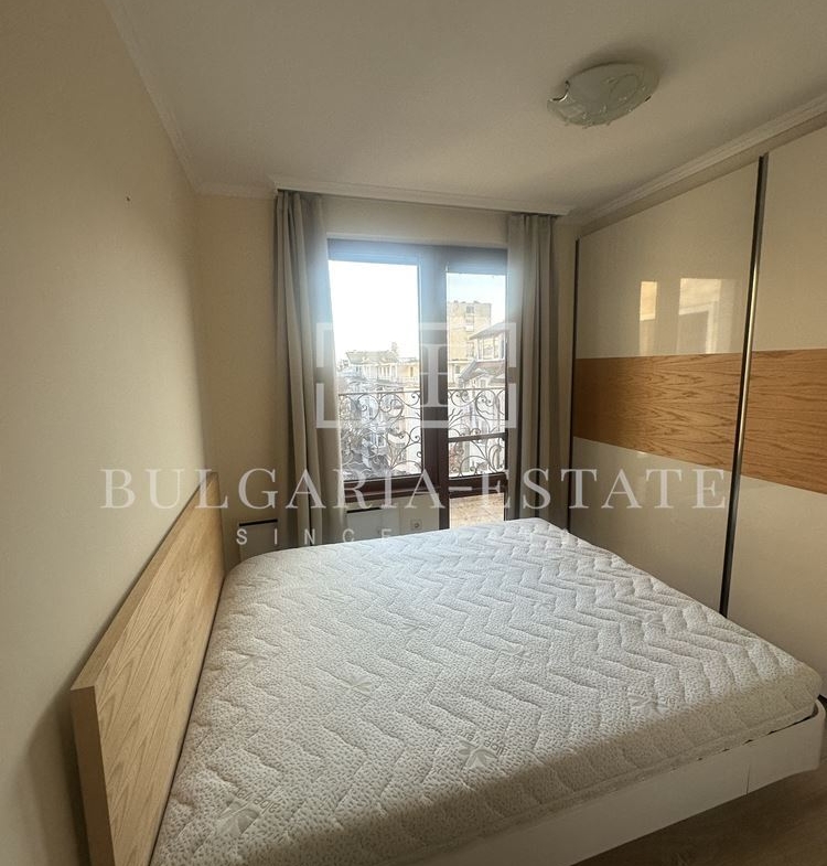 Луксозен тристаен в централната част на града - 0