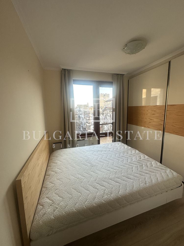 Луксозен тристаен в централната част на града-0 Луксозен тристаен в централната част на града - 0