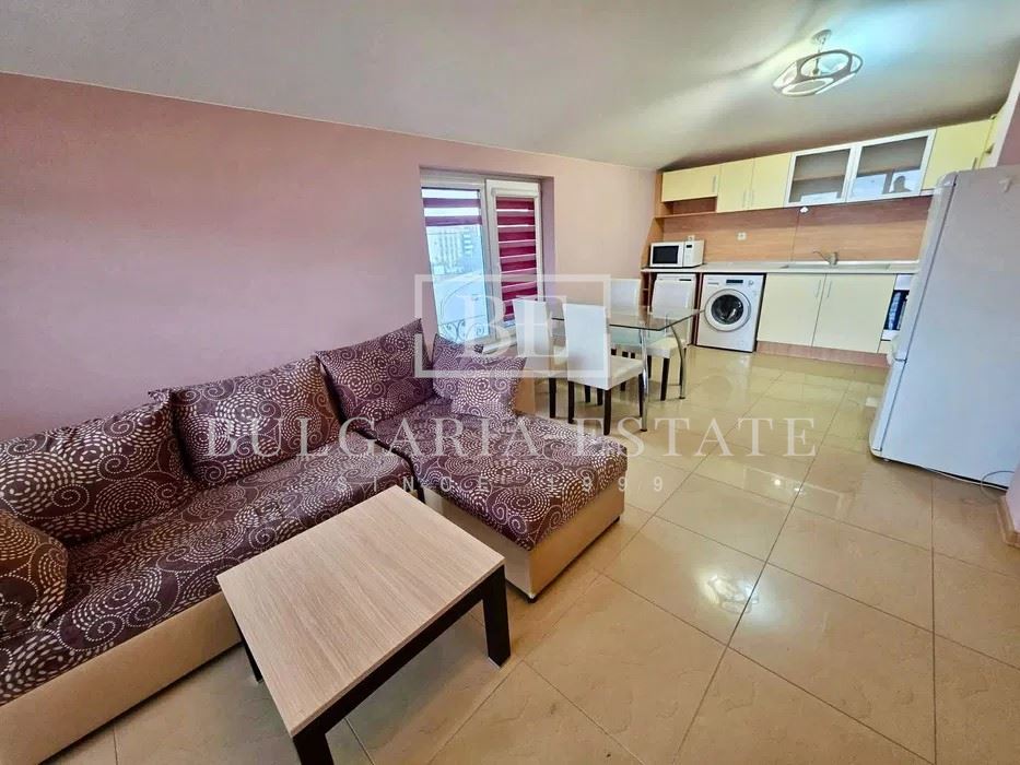 ТРИСТАЕН АПАРТАМЕНТ С МОРСКА ПАНОРАМА В К.К. „СВ. СВ. КОНСТАНТИН И ЕЛЕНА“ - 0