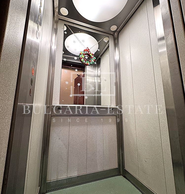 Топъл и светъл двустаен апартамент в Базар Левски с паркомясто - 0