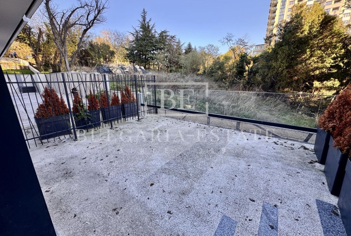 Магазин под наем на бул. „Васил Левски“ – отлична локация и функционално разпределение - 0