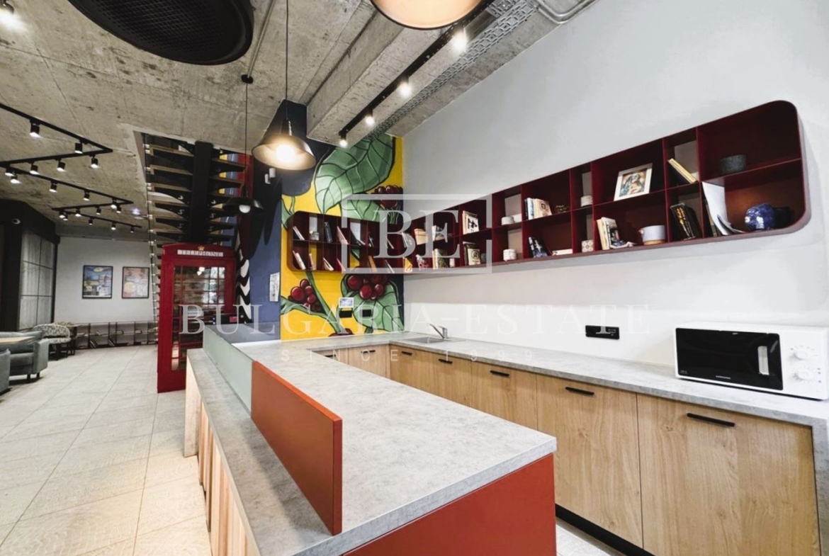 56 кв.м Офис в офисном здании - Греческий квартал - 0