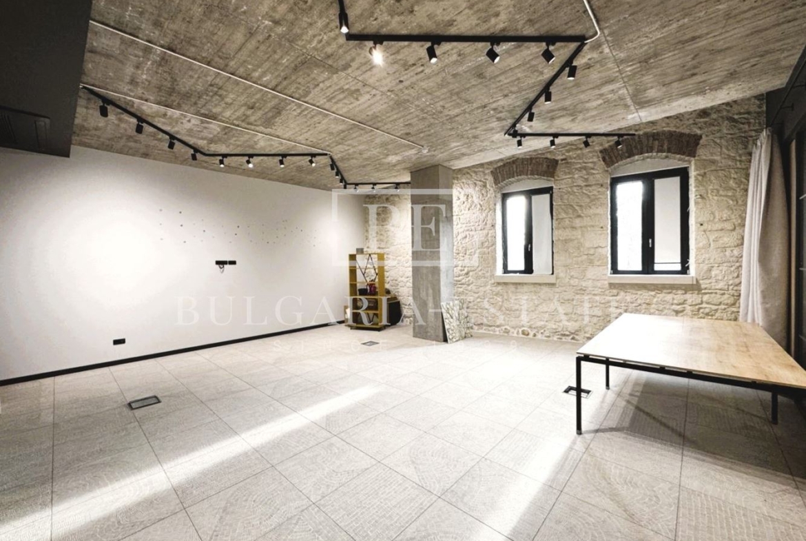 56 кв.м Офис в офисном здании - Греческий квартал - 0