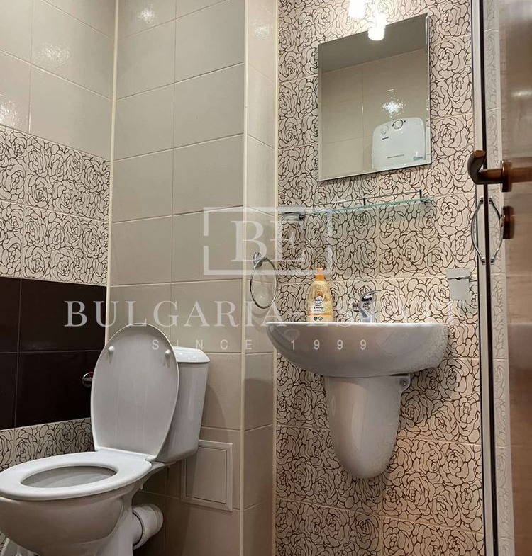 Топъл и светъл двустаен апартамент в Базар Левски с паркомясто - 0