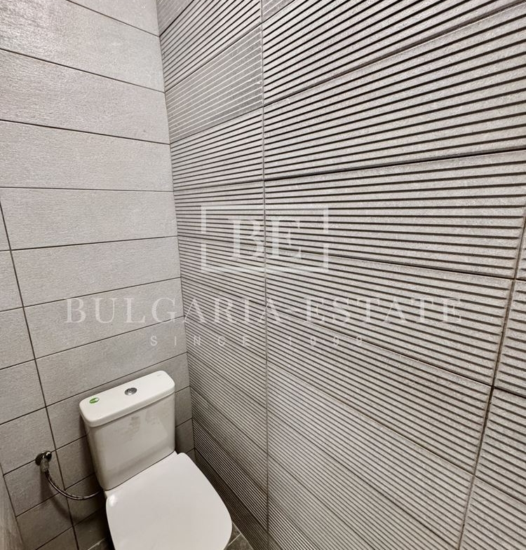 Магазин под наем на бул. „Васил Левски“ – отлична локация и функционално разпределение - 0