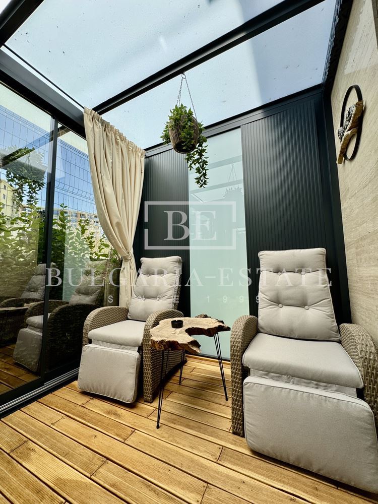 ЕКСКЛУЗИВНО! Луксозен тристаен апартамент в Св. Св. Константин и Елена - 0