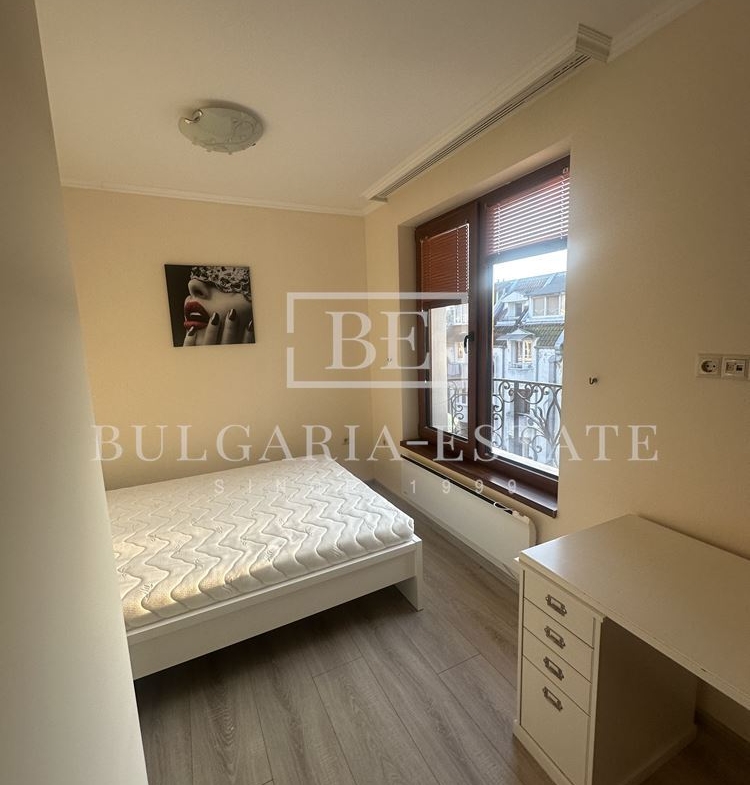 Луксозен тристаен в централната част на града - 0